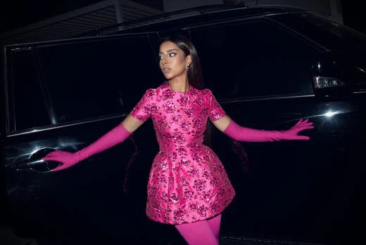 ELEGANT FLORAL MINI DRESS: A MUST-HAVE FOR EVERY FASHIONISTA