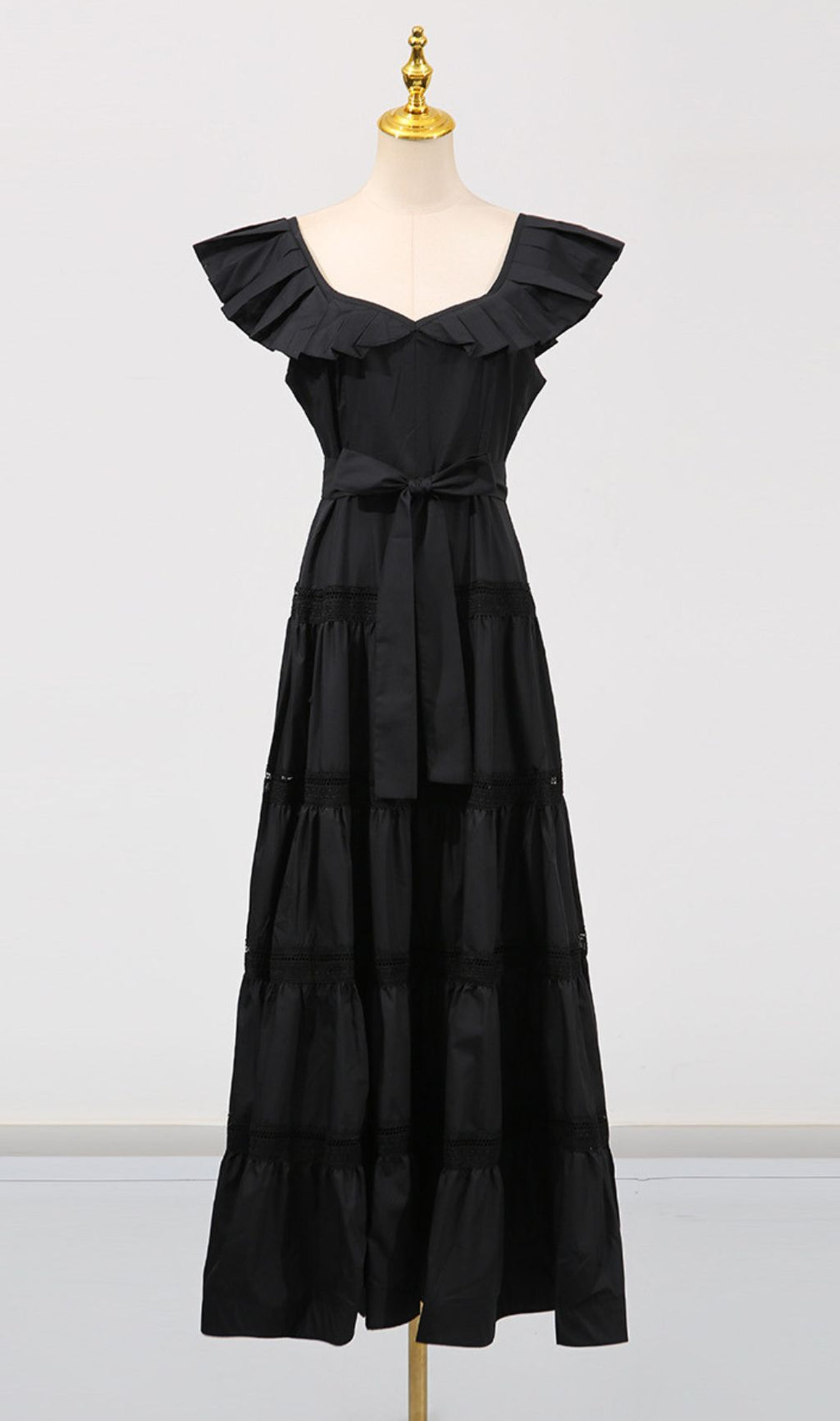 Farida Sleeveless Midi Dress