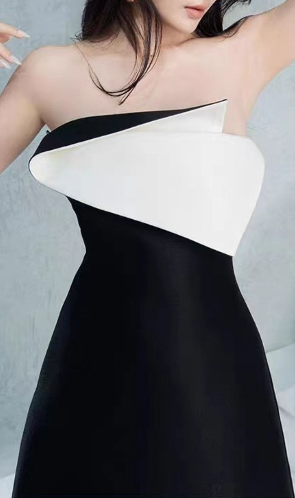Kiri Strapless Black Maxi Dress