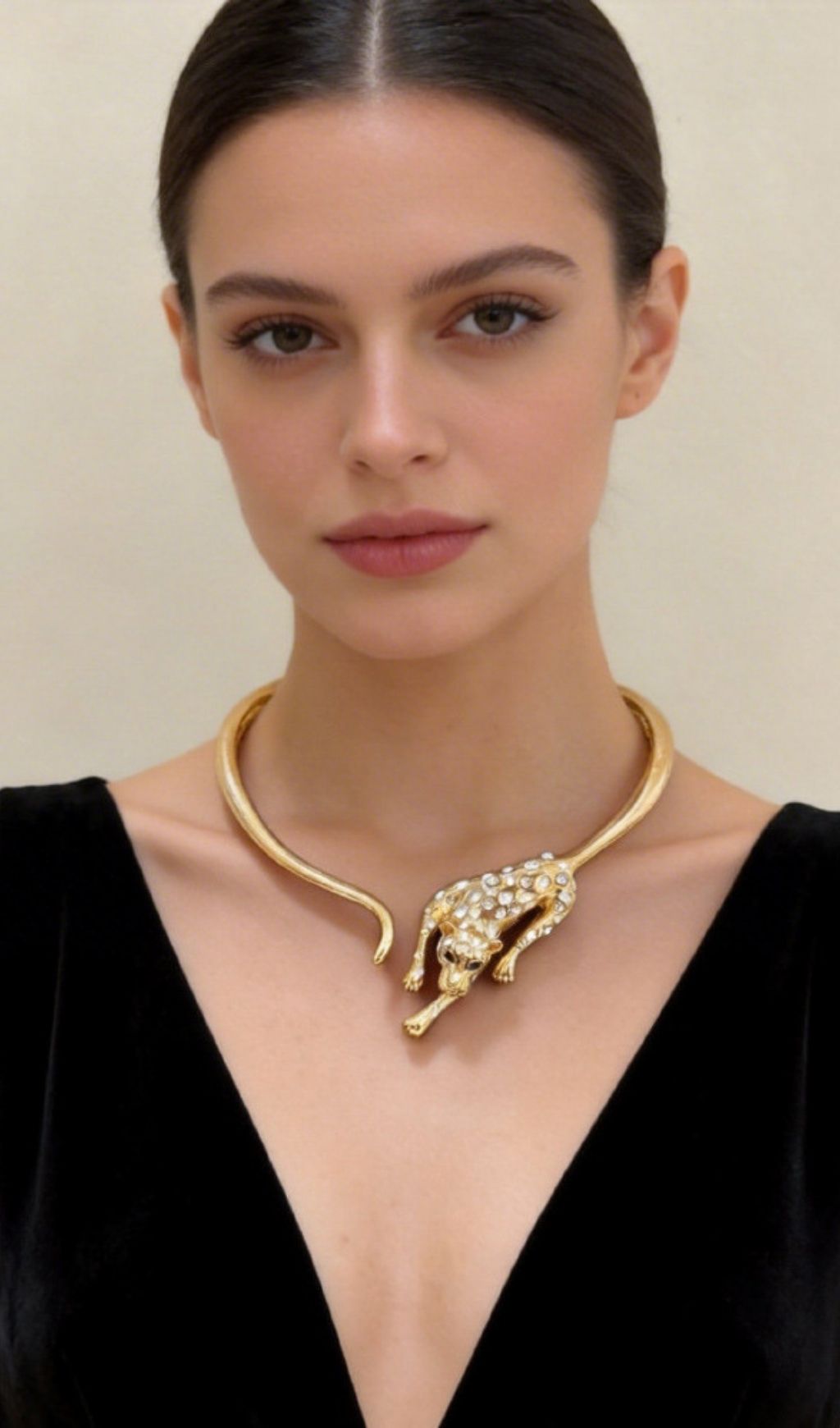 Katharina Fierce Leopard Statement Choker Necklace with Red Gemstones