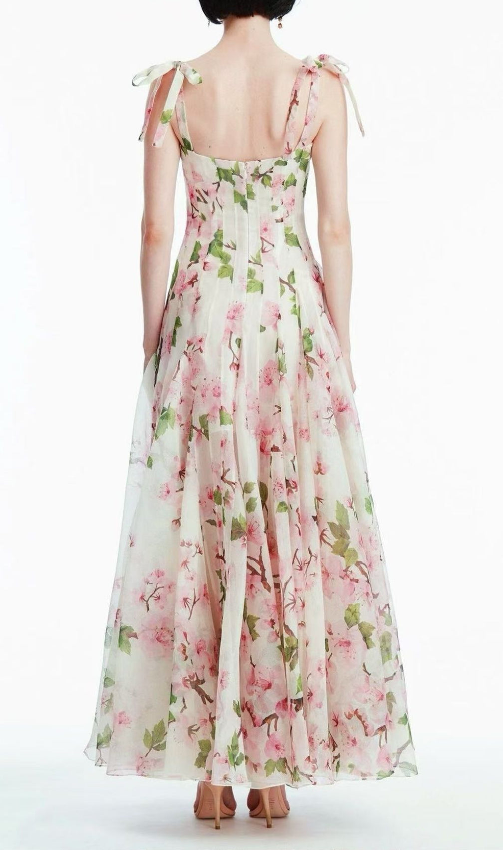 Kida Enchanting Floral Maxi Dress: Elegant Wedding Guest & Garden Party Gown