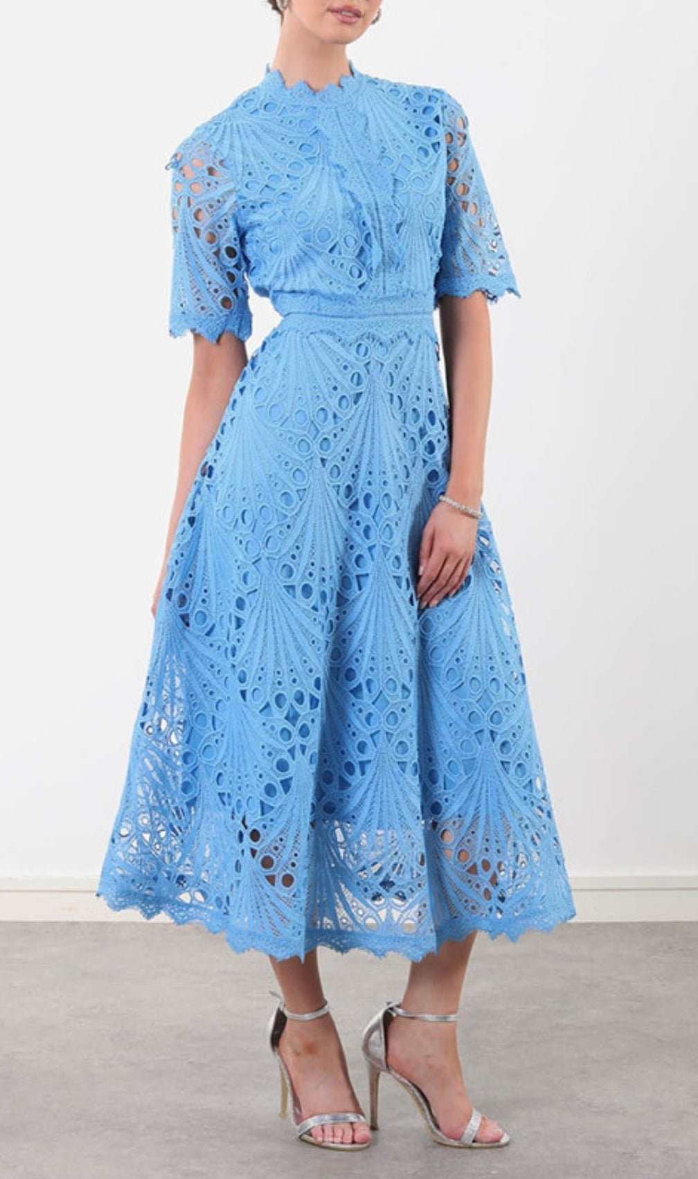 Emirhan Embroidery Midi Dress