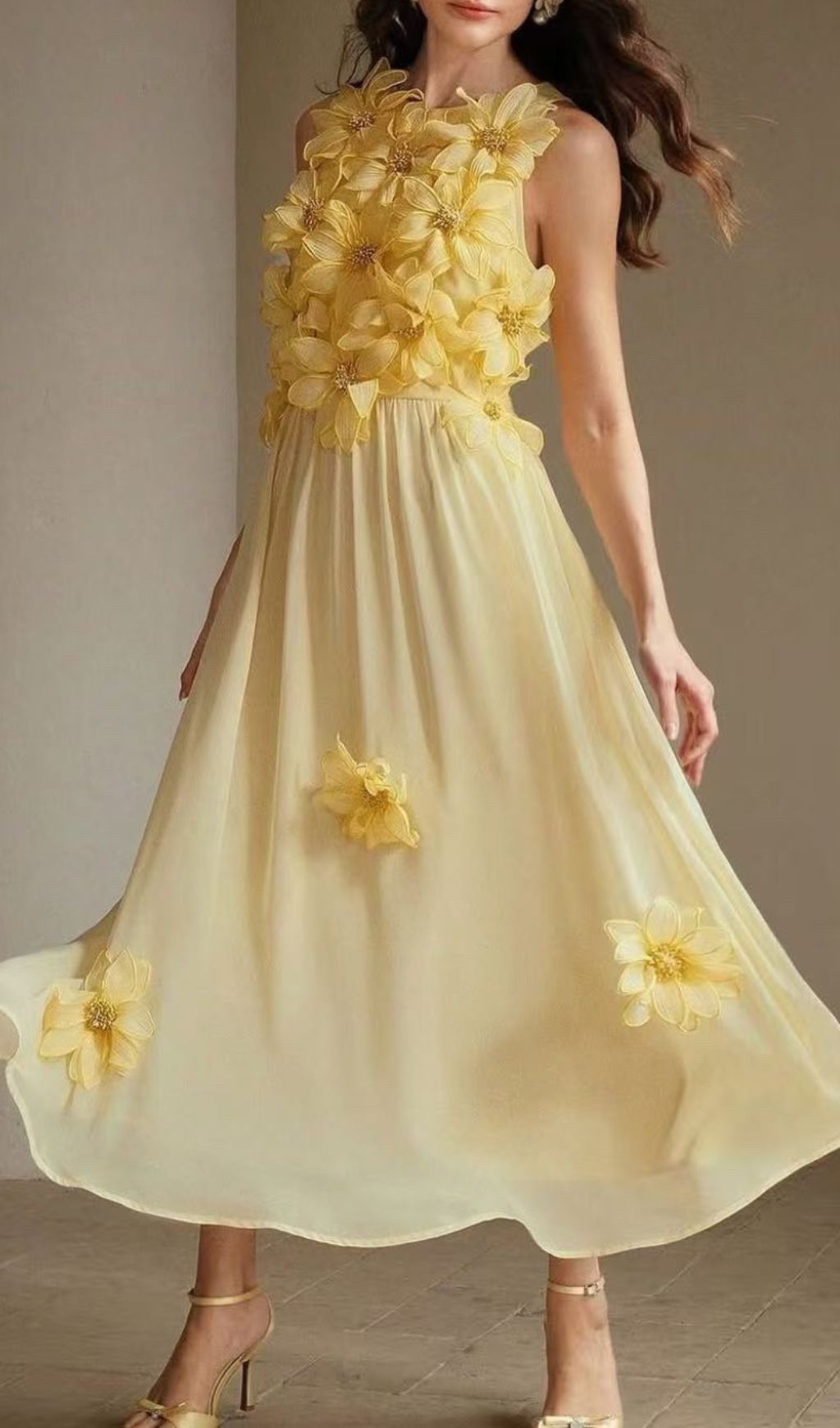 Garo 3D Flower Embellished Midi Dress