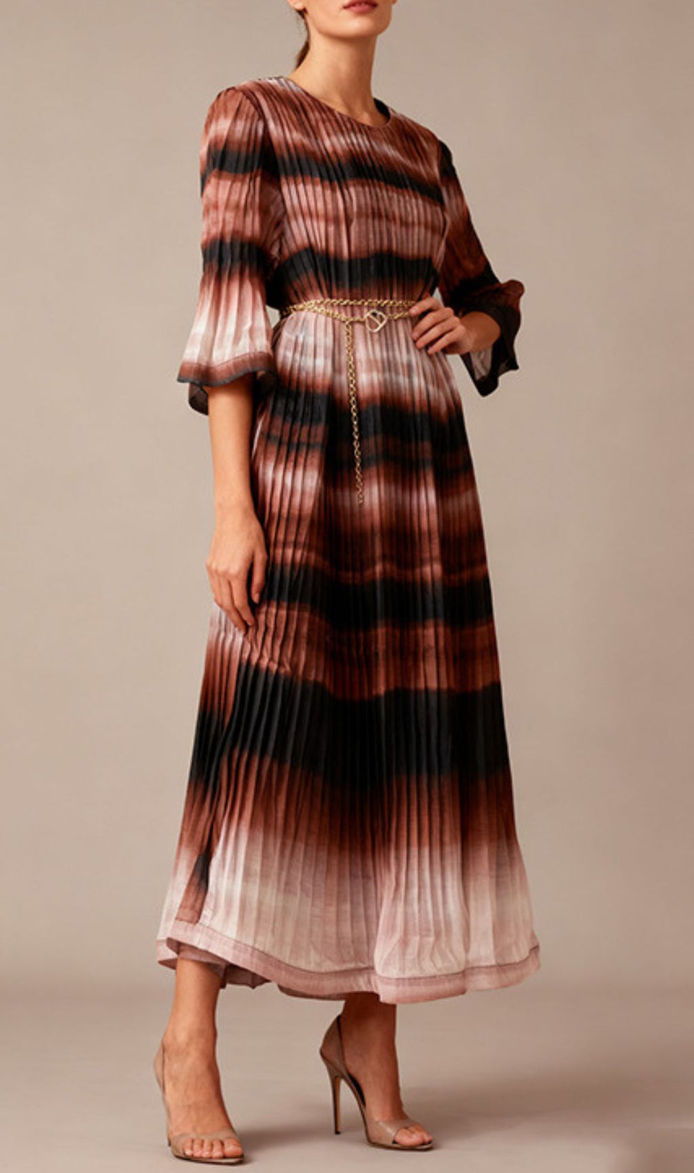 Itsuko Pleated Ombre Flare Sleeve Midi Dress