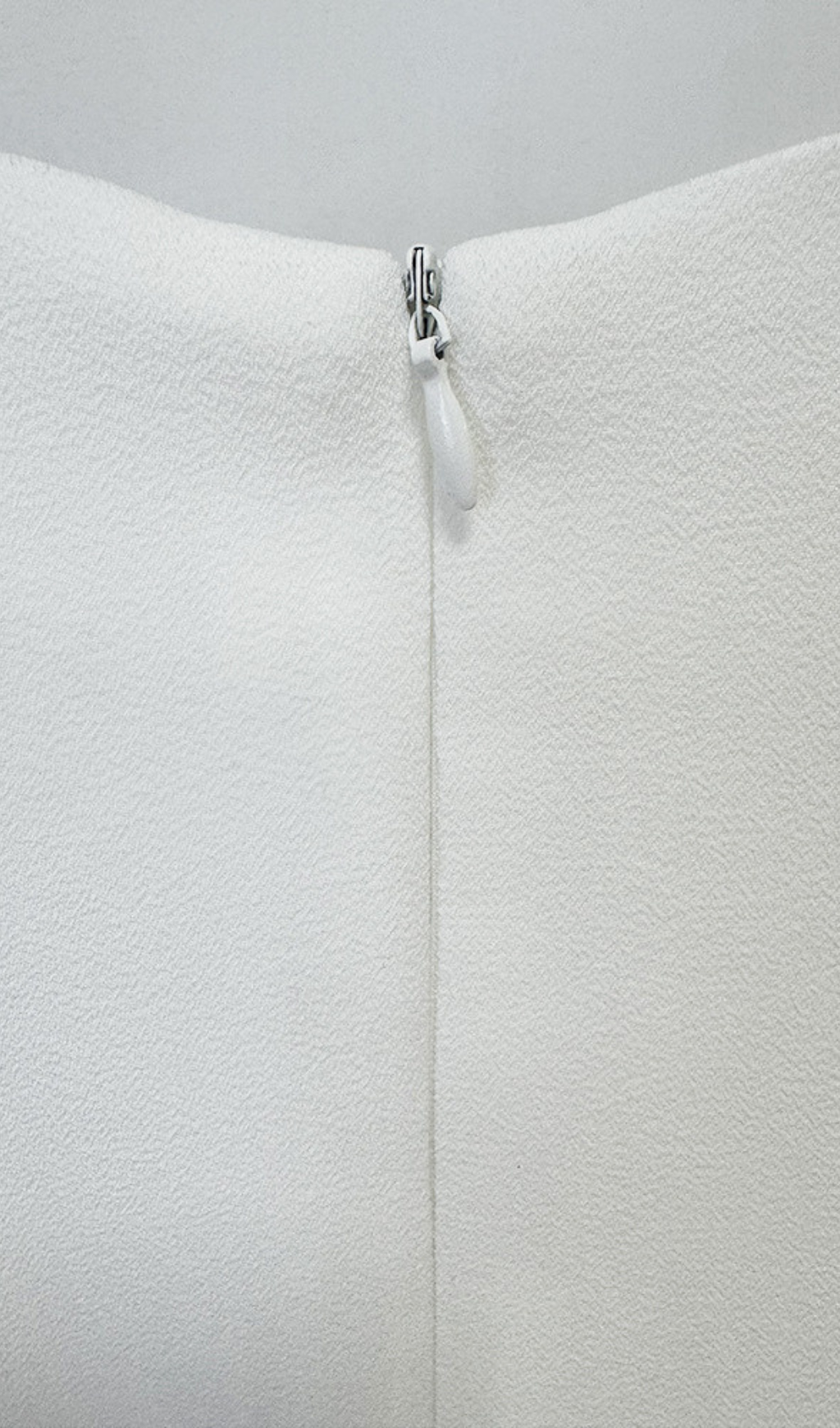 Gagenia White Flower Embellished Long Sleeve Gown