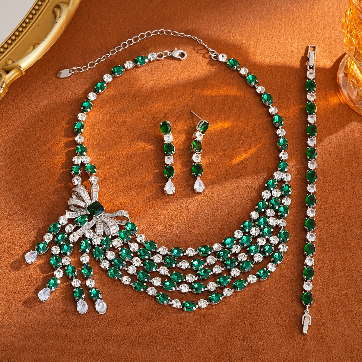Elegant Emerald Green Bow Cubic Zirconia Jewelry Set