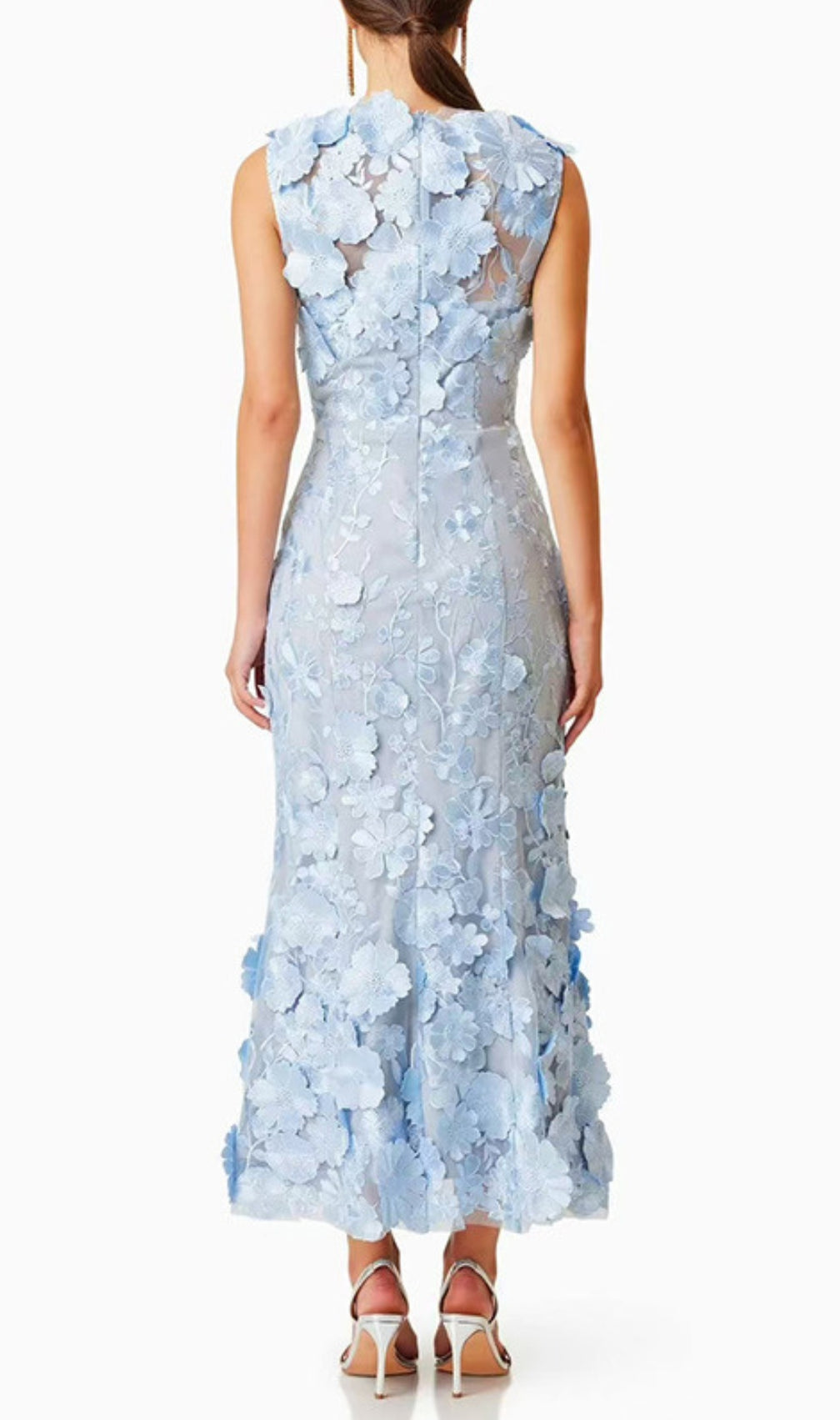 Cessair Sleeveless Flower Embroidery Midi Dress