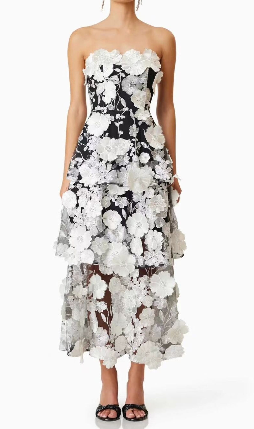 Chayan Strapless Flower Embroidery Midi Dress