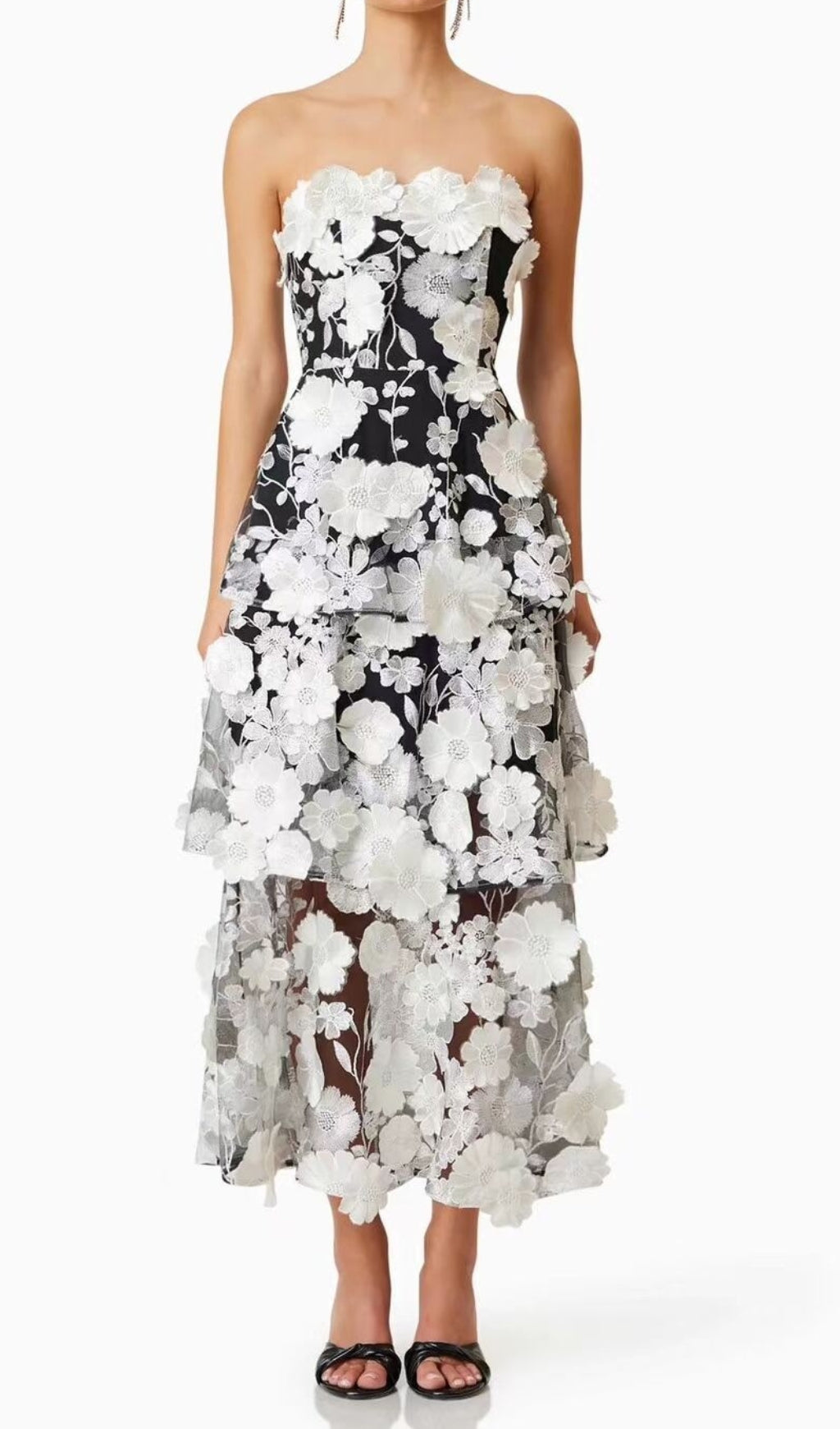Chayan Strapless Flower Embroidery Midi Dress