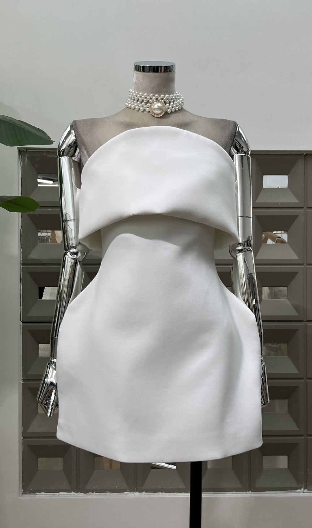 Hiti Chic Strapless Mini Dress with Pockets - Modern Layered Design