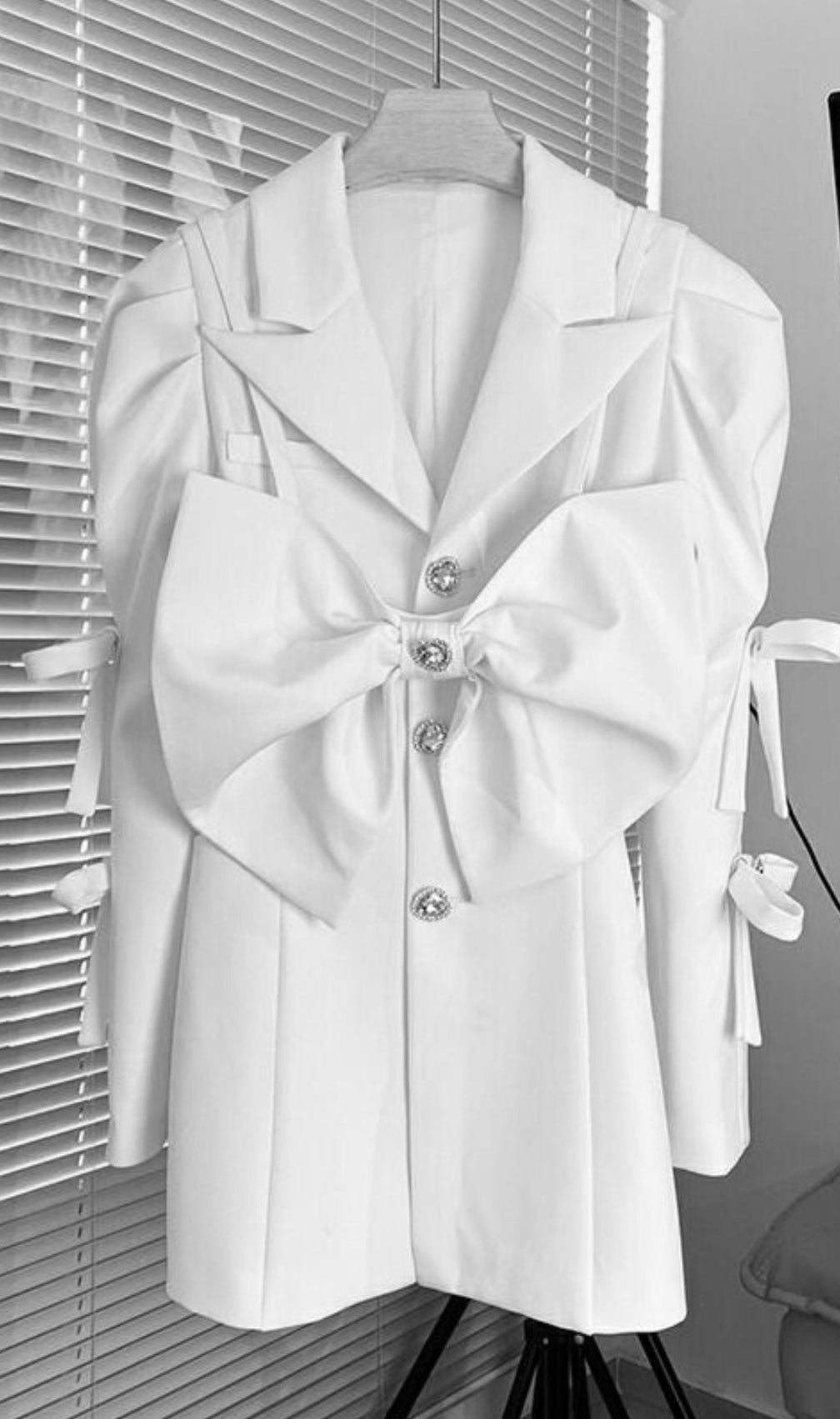 Chic White Statement Blazer Dress with Crystal Bow | Elegant & Modern