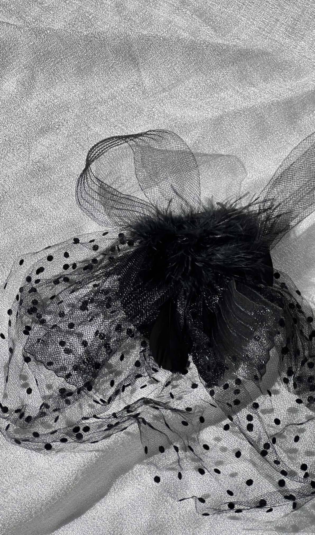 FEATHER MESH COCKTAIL HAT