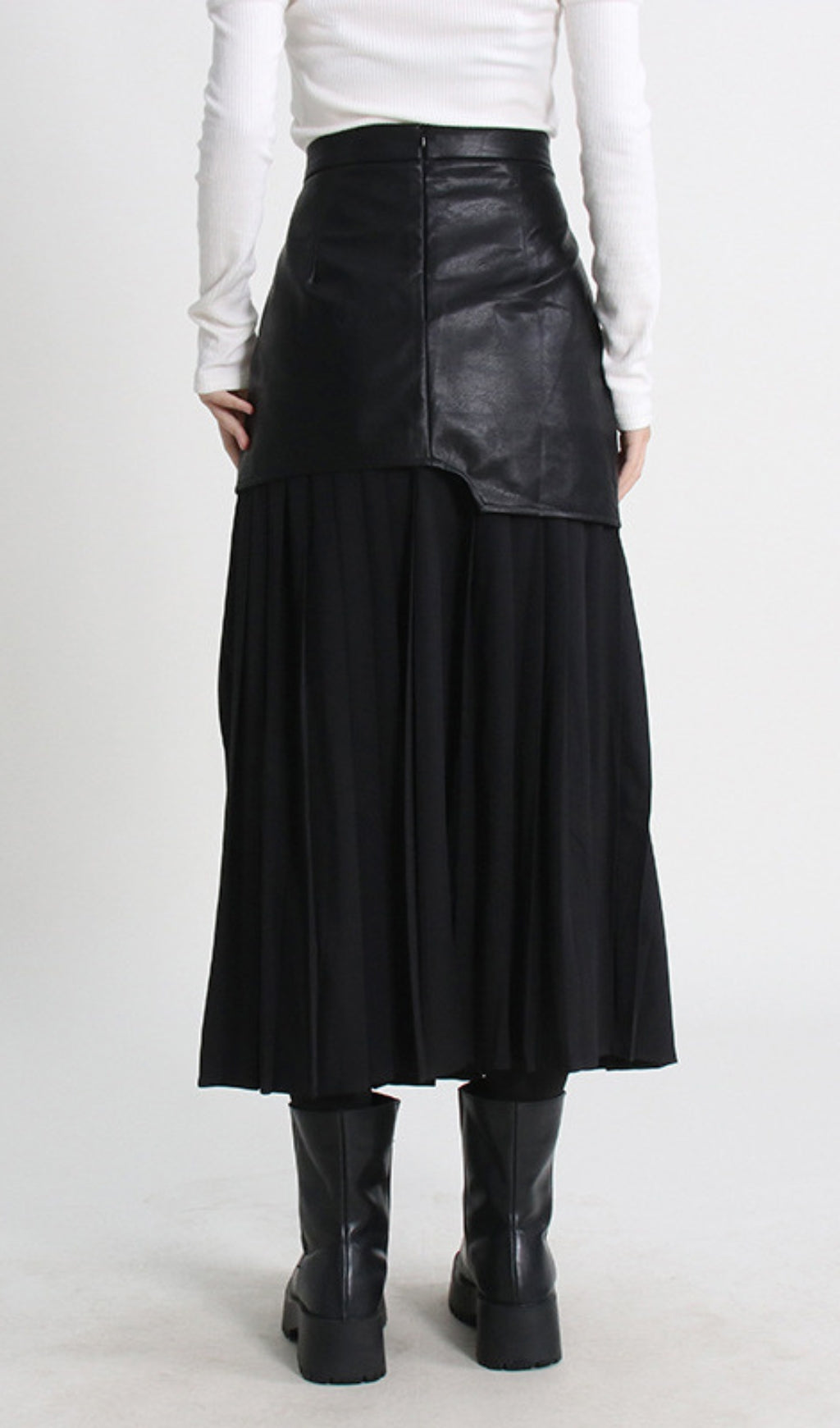 Evgeniy Black Leather Pleated Midi Skirt