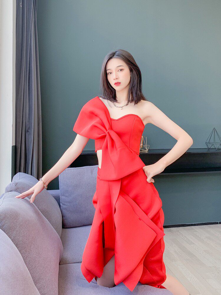 Dolores Red Bow Strapless Two-Piece Set | Asymmetrical Skirt & Ribbon Detail for Gala & Party