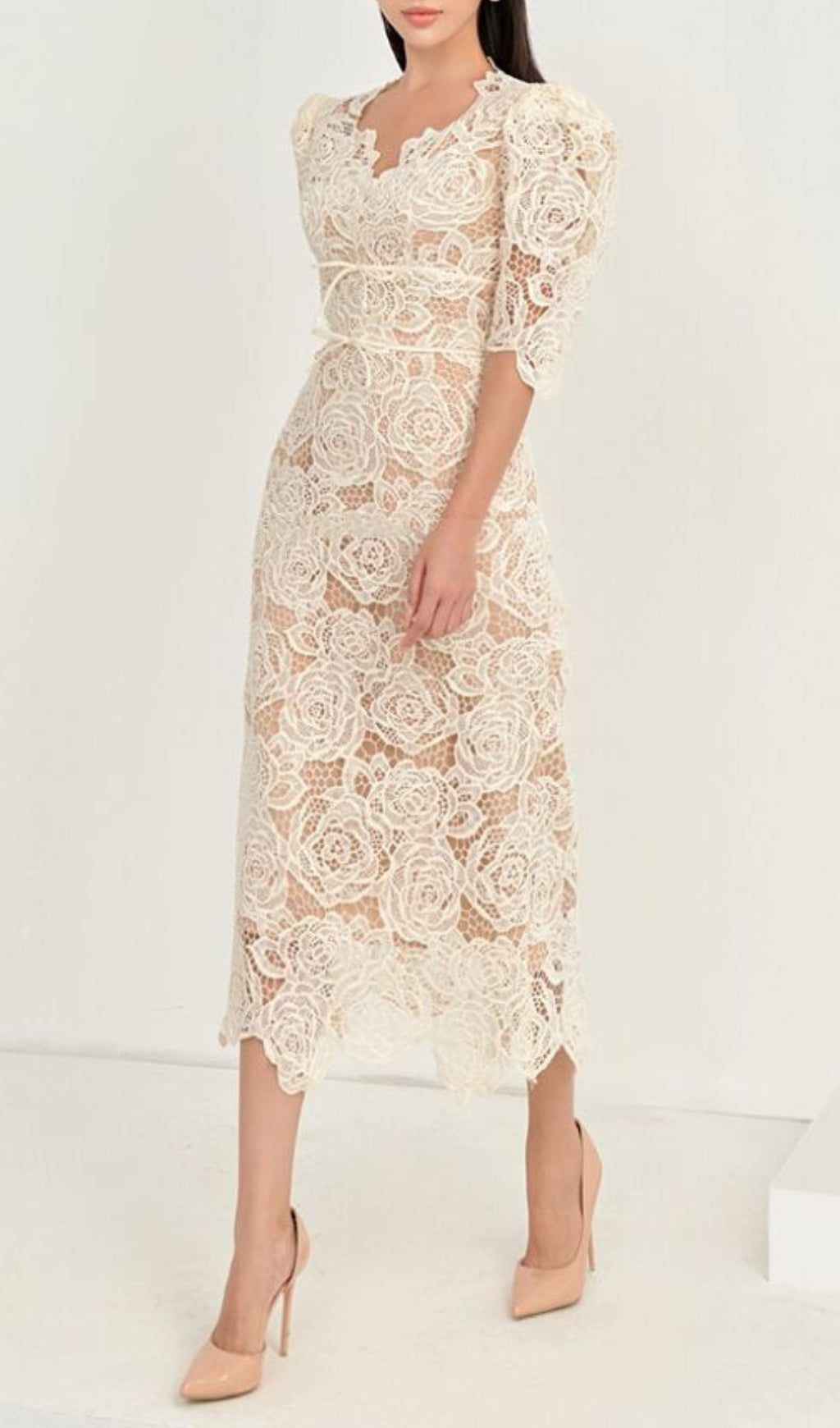 Alayja White Rose Embroidery Midi Dress