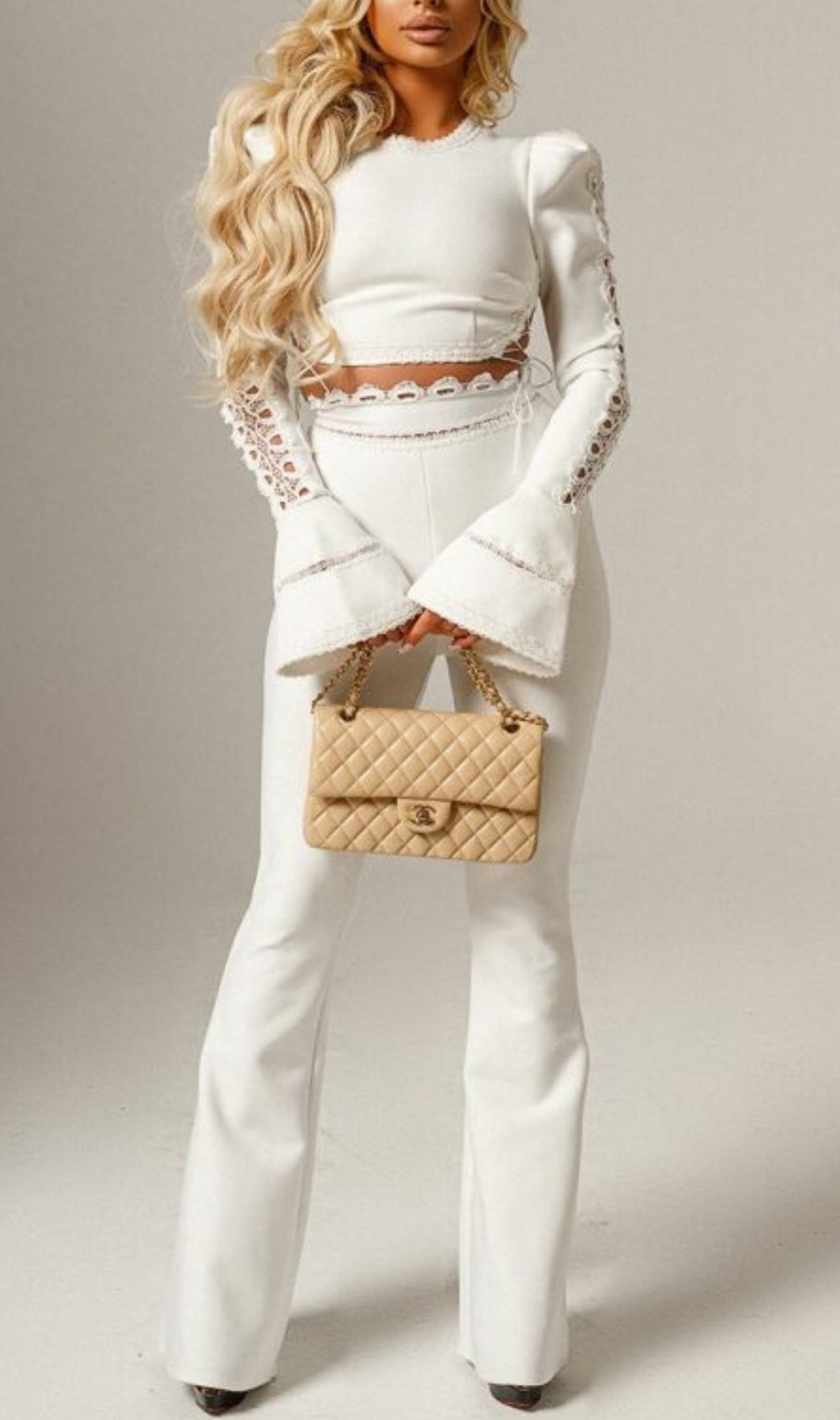 Aladdin White Lace-Up Set