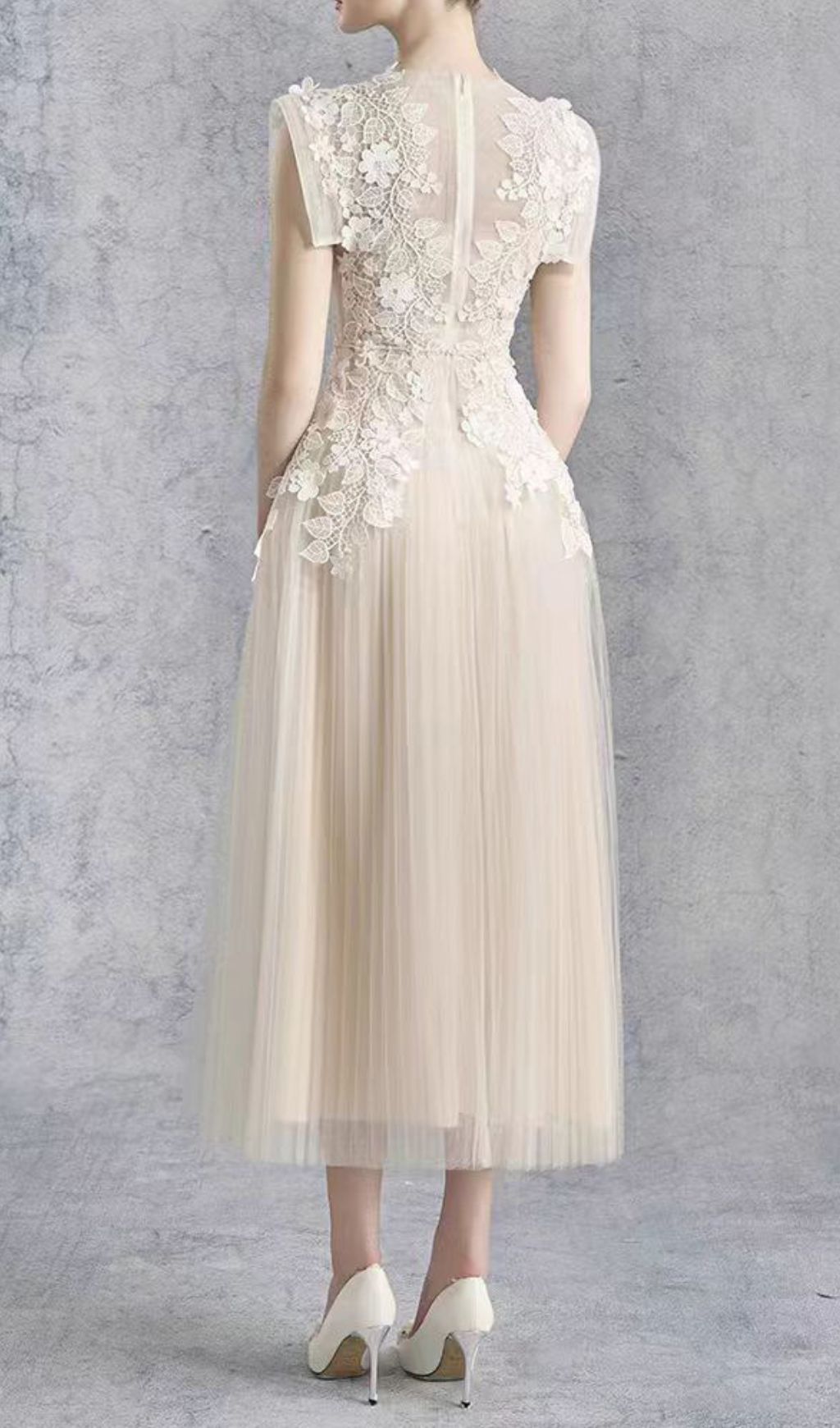 Faina Flower Embroidery Midi Dress