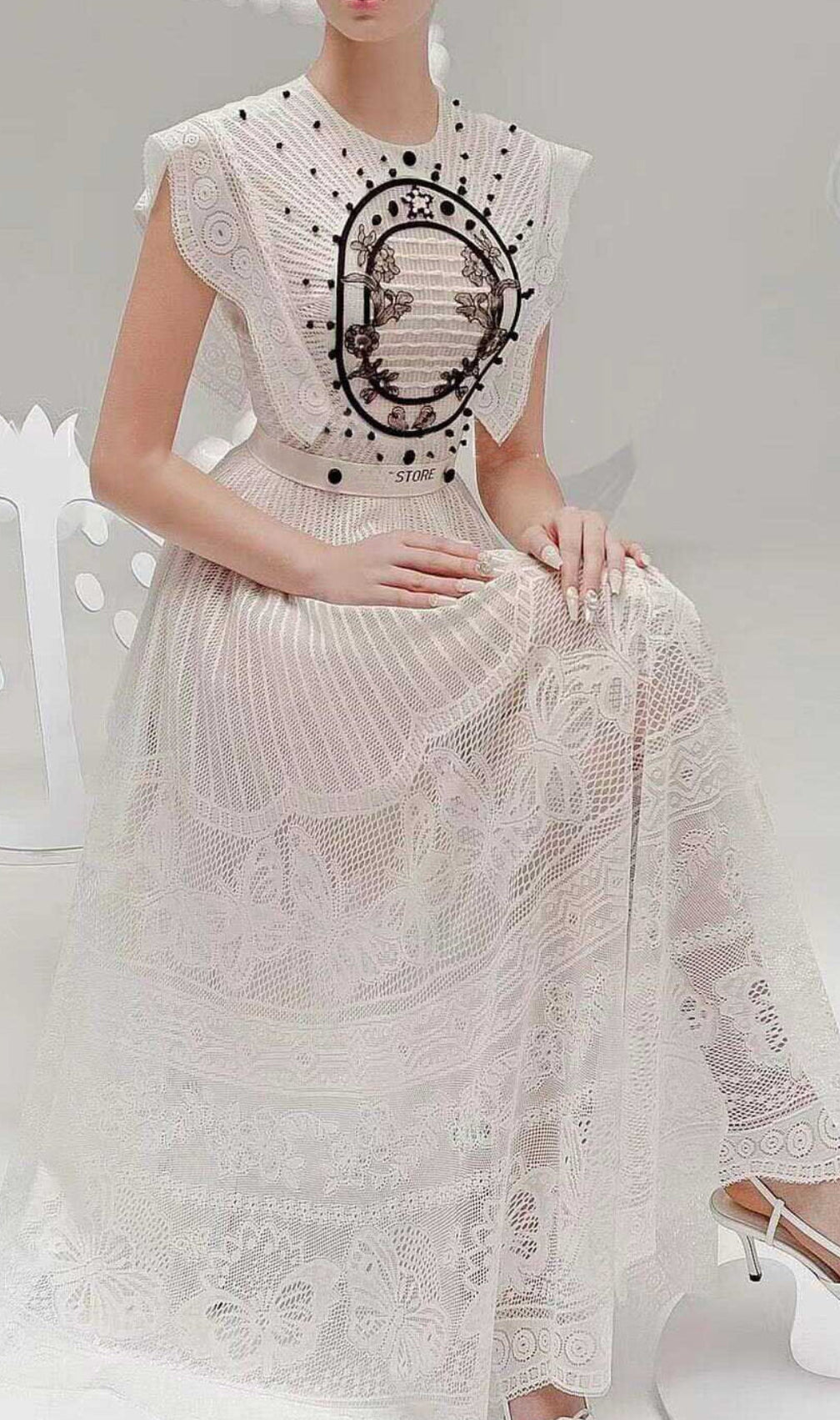 Arrayah White Embroidery Midi Dress