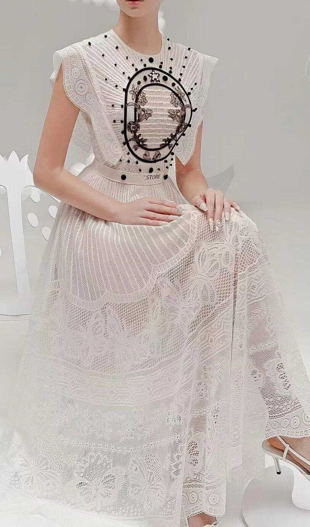 Arrayah White Embroidery Midi Dress