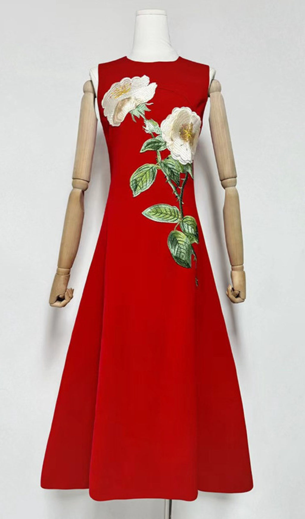 Gigi Flower Embroidery Midi Dress