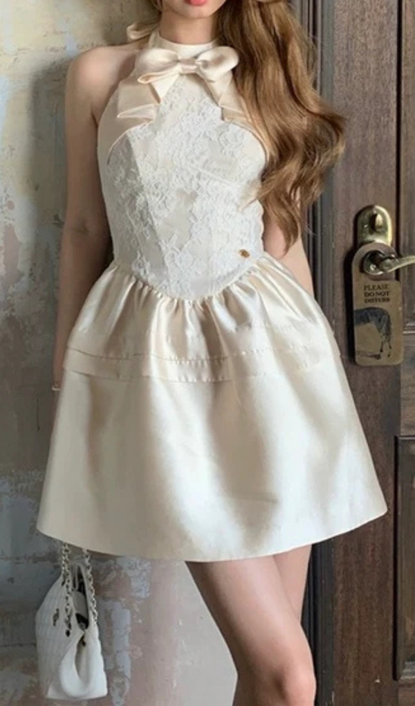 BOW EMBELLISHED LACE PATCHWORK MINI DRESS