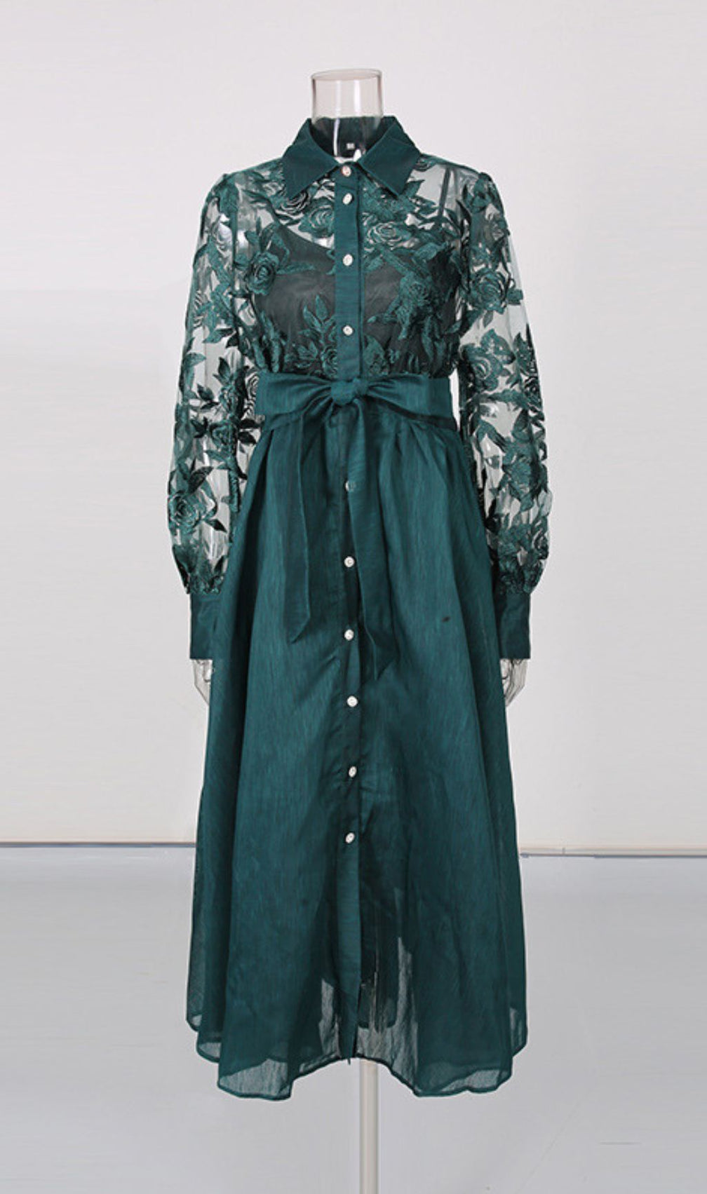 Iyana Emerald Green Floral Lace Embroidered Long Sleeve Midi Dress