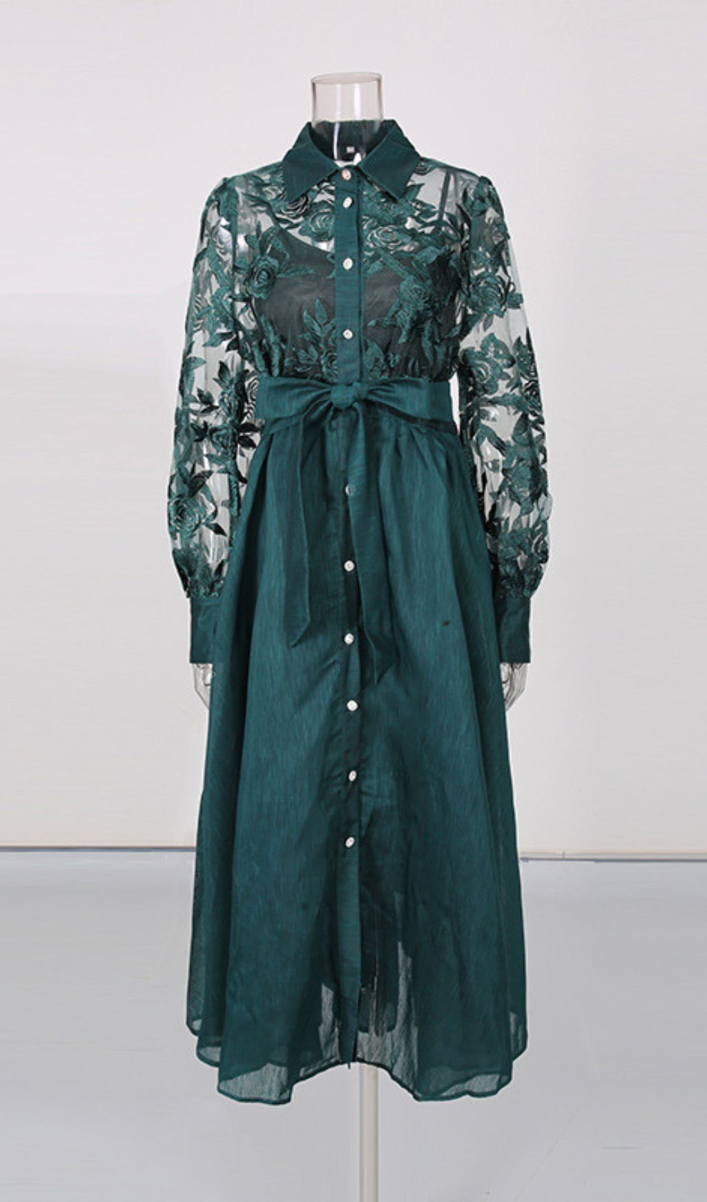 Iyana Emerald Green Floral Lace Embroidered Long Sleeve Midi Dress