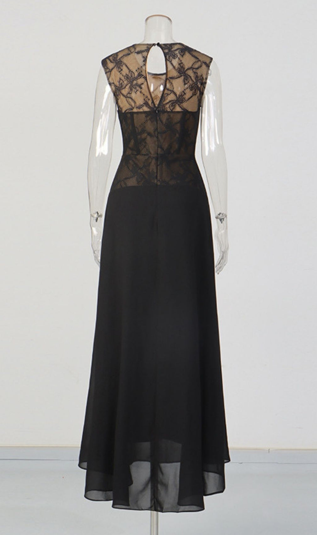 Kensley Elegant Black Lace Sleeveless Maxi Gown | Formal Evening Dress