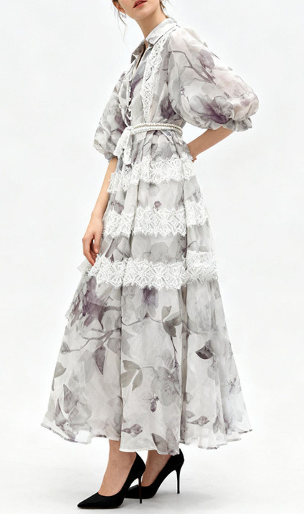 Chic Ilisha Floral & Lace Tiered Lantern Midi Dress for Women