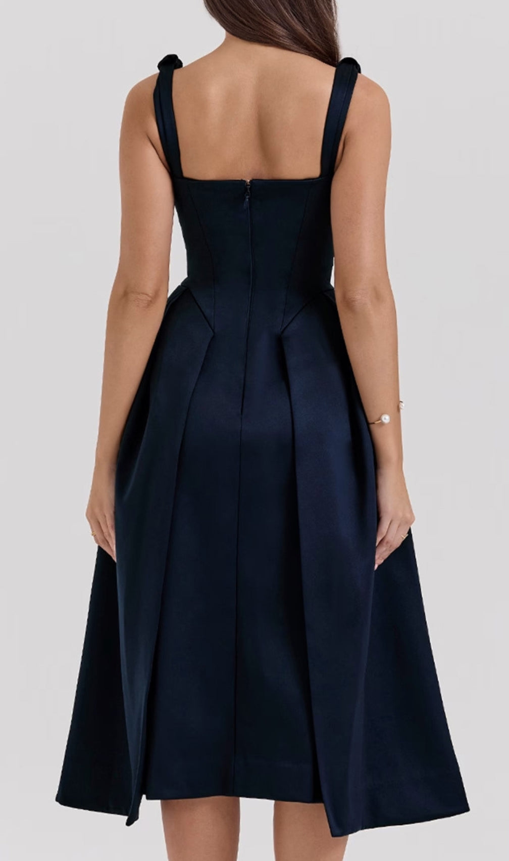 Dilanne Navy V-Neck Midi Dress