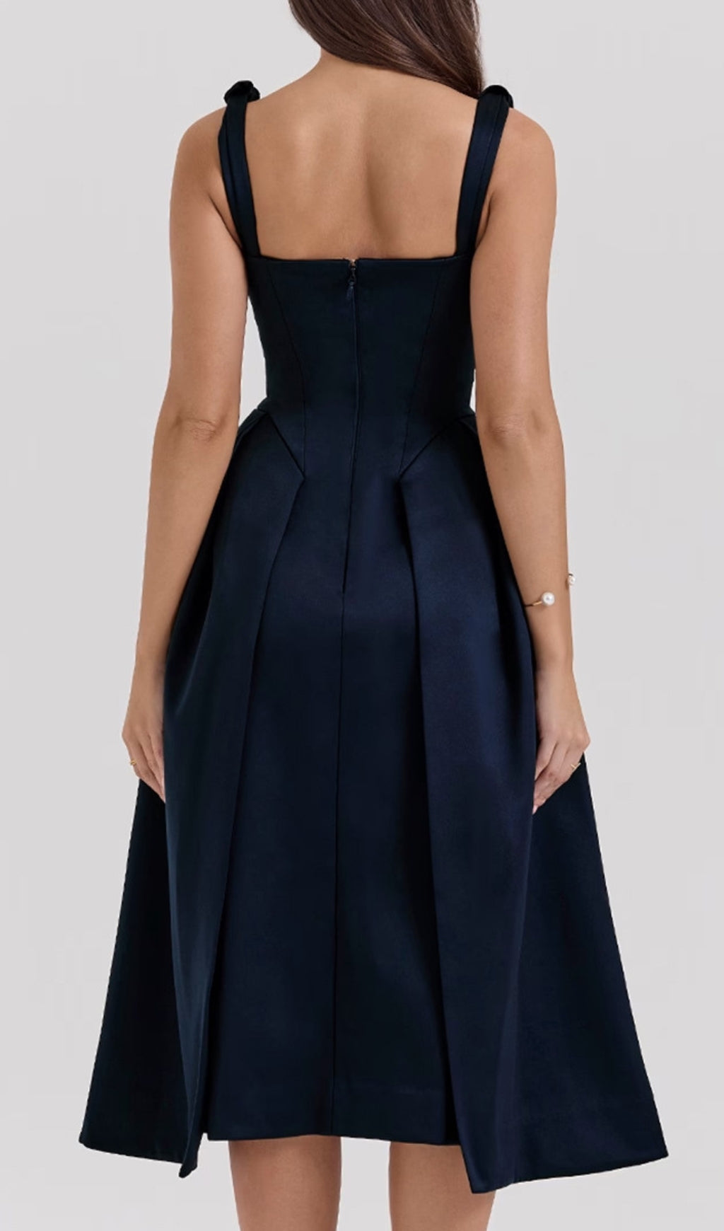 Dilanne Navy V-Neck Midi Dress
