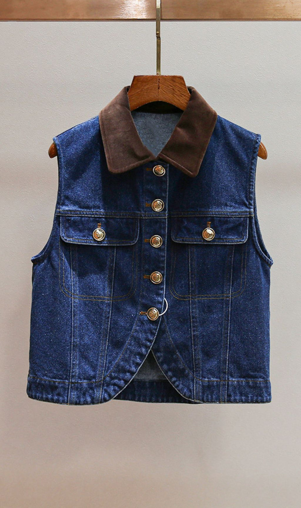 Chic Velvet Collar Denim Vest | Sleeveless Cropped Style for Women