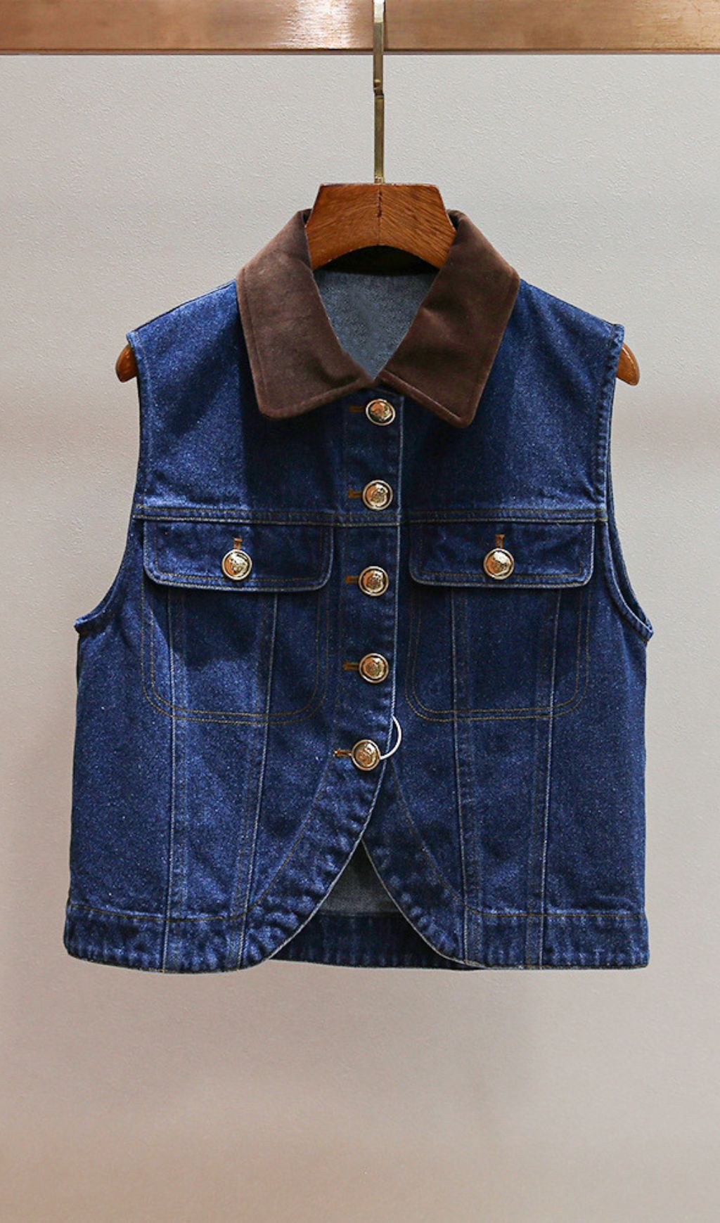 Chic Velvet Collar Denim Vest | Sleeveless Cropped Style for Women