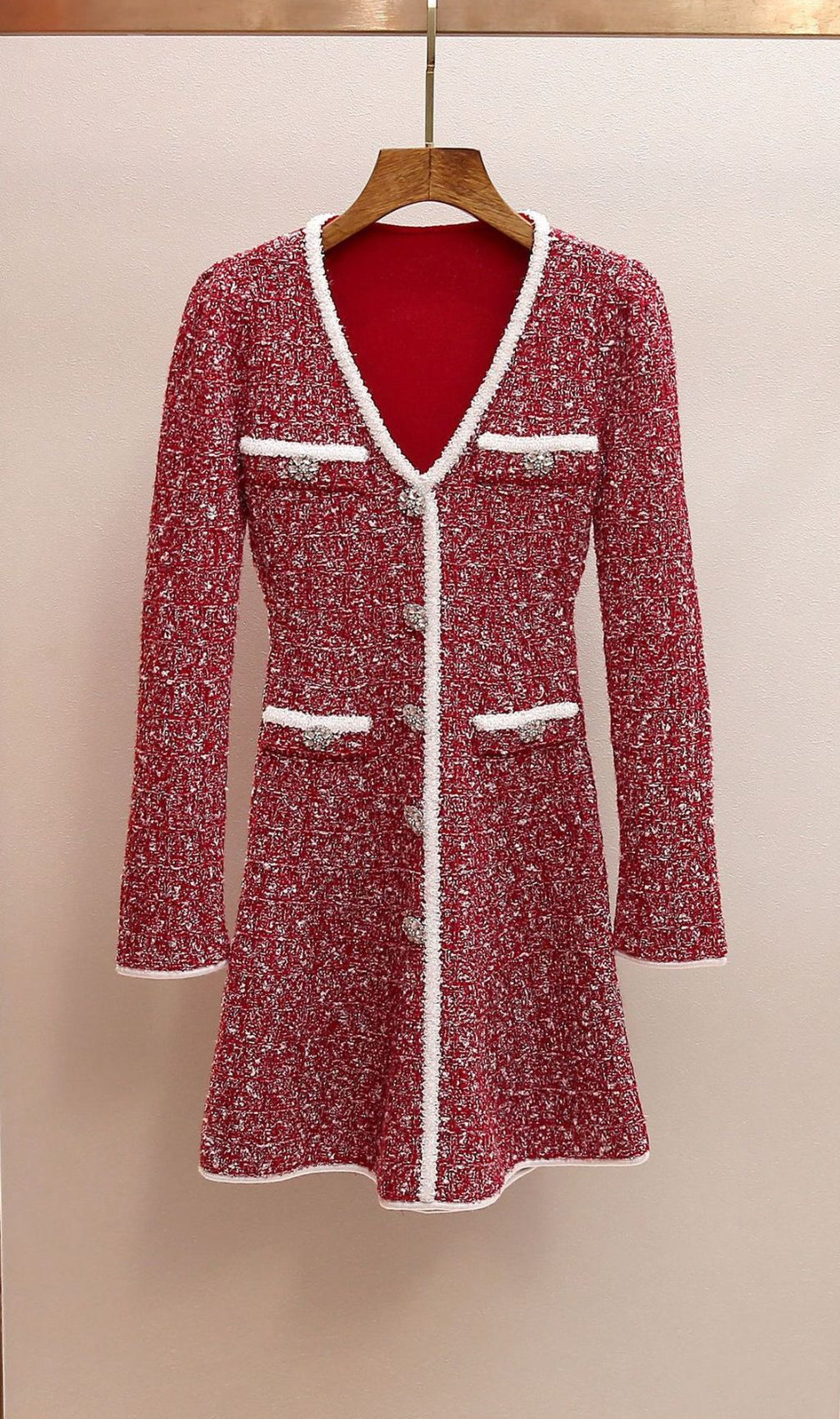 Jones Scarlet Tweed Mini Dress: Chic & Sparkling Statement Piece