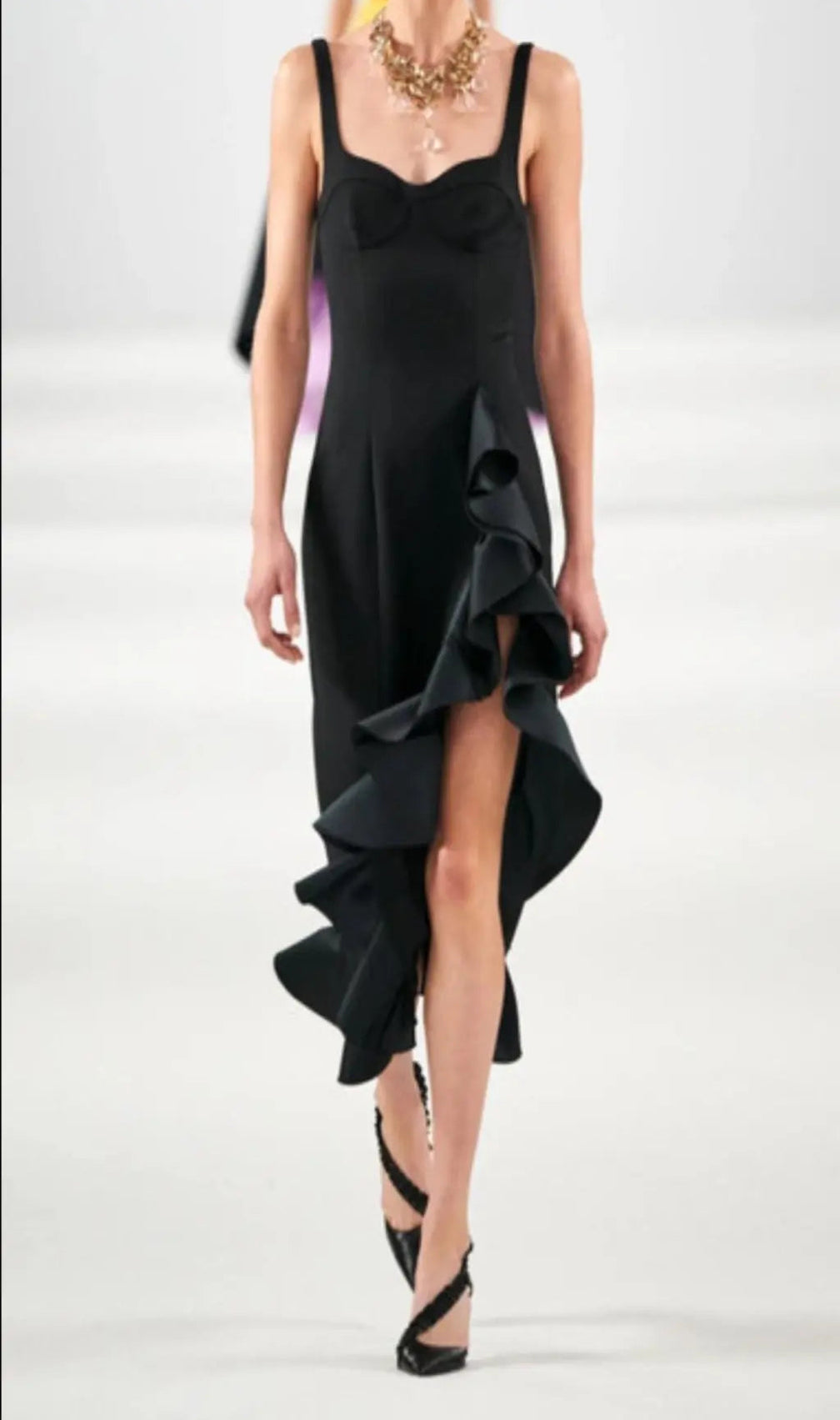 Bandage Ruched Midi Dress In Black