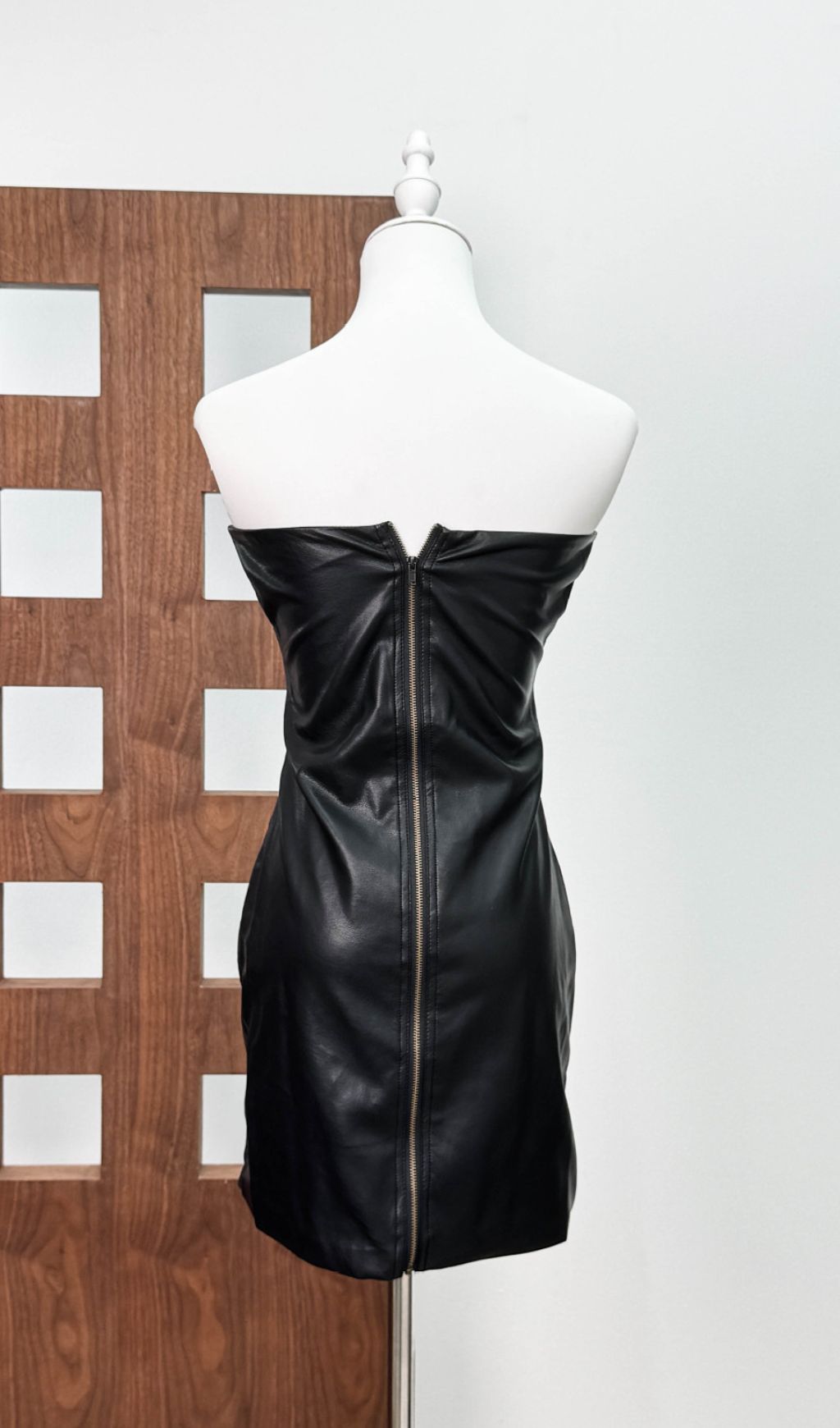 Intan Strapless Faux Fur Mini Dress - Edgy Animal Print Statement