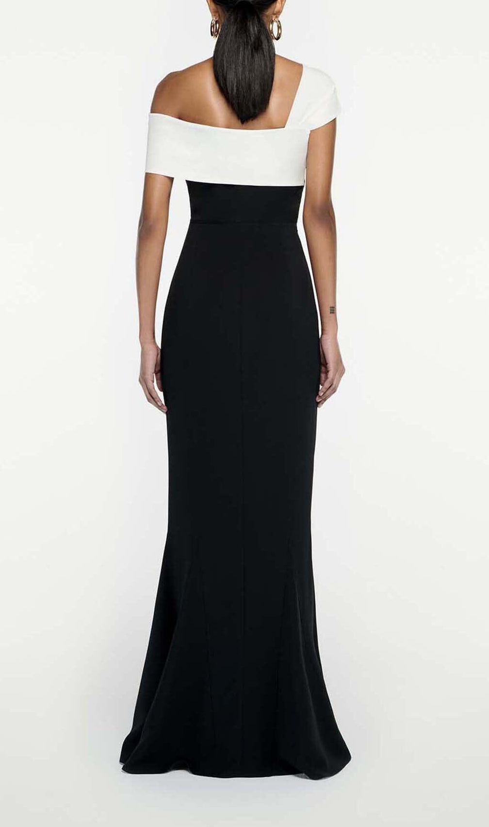 Asymmetric Off-The-Shoulder Maxi Dress In Black