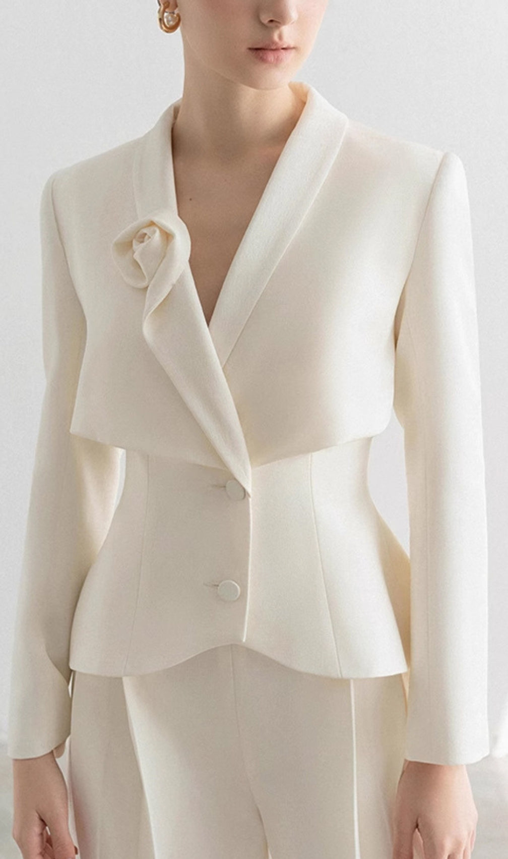 Caresse Flower Decor Blazer & Pants Set