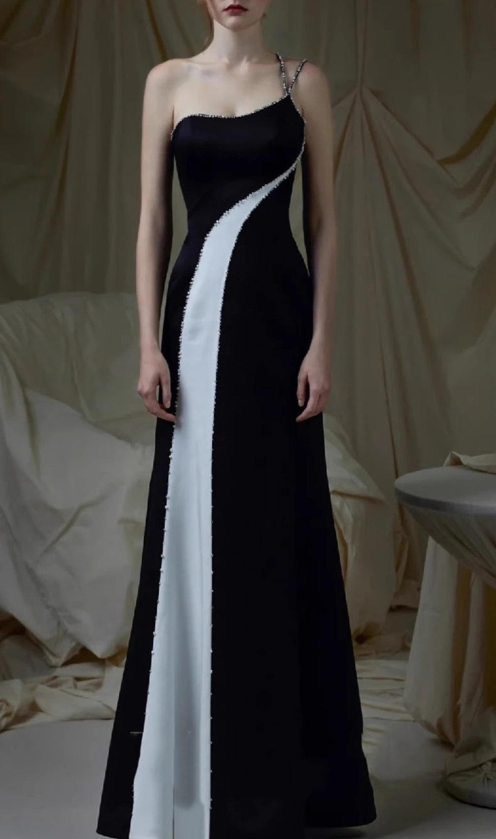 Erika Black One-Shoulder Maxi Dress