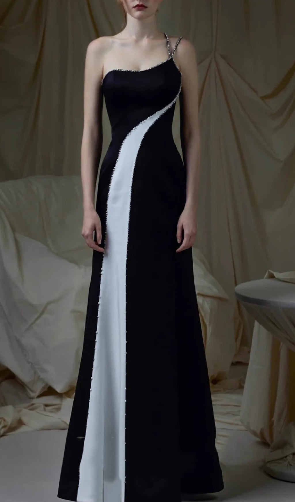 Erika Black One-Shoulder Maxi Dress