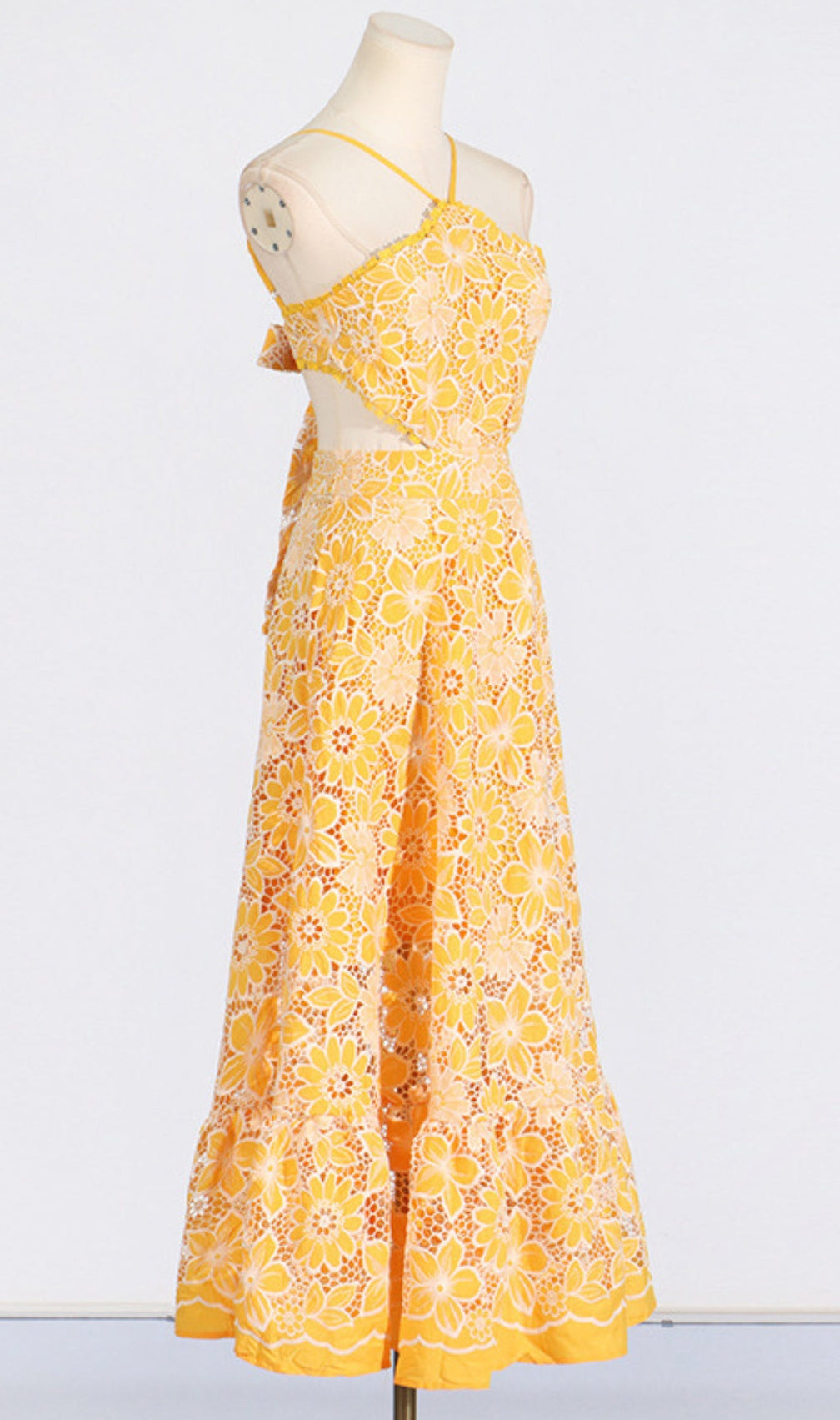 Aulaula Flower Embroidery Maxi Dress