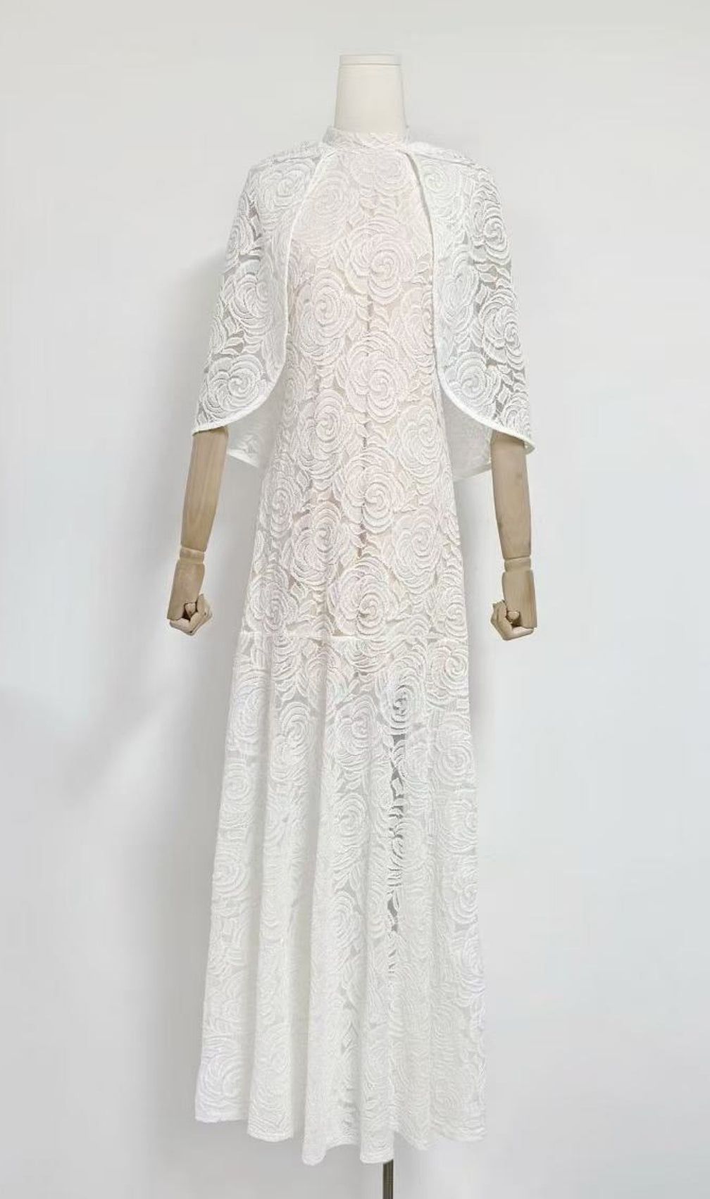 Earla Cloak Sleeve Embroidery Maxi Dress