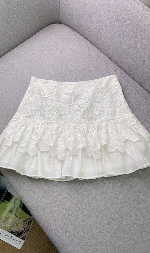 Nayla Short Guipure Lace Skirt