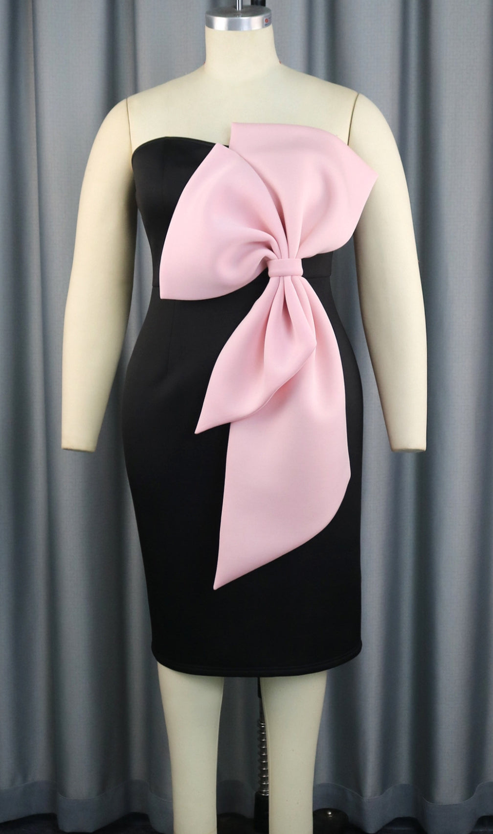 Bachue Black Bow Strapless Midi Dress