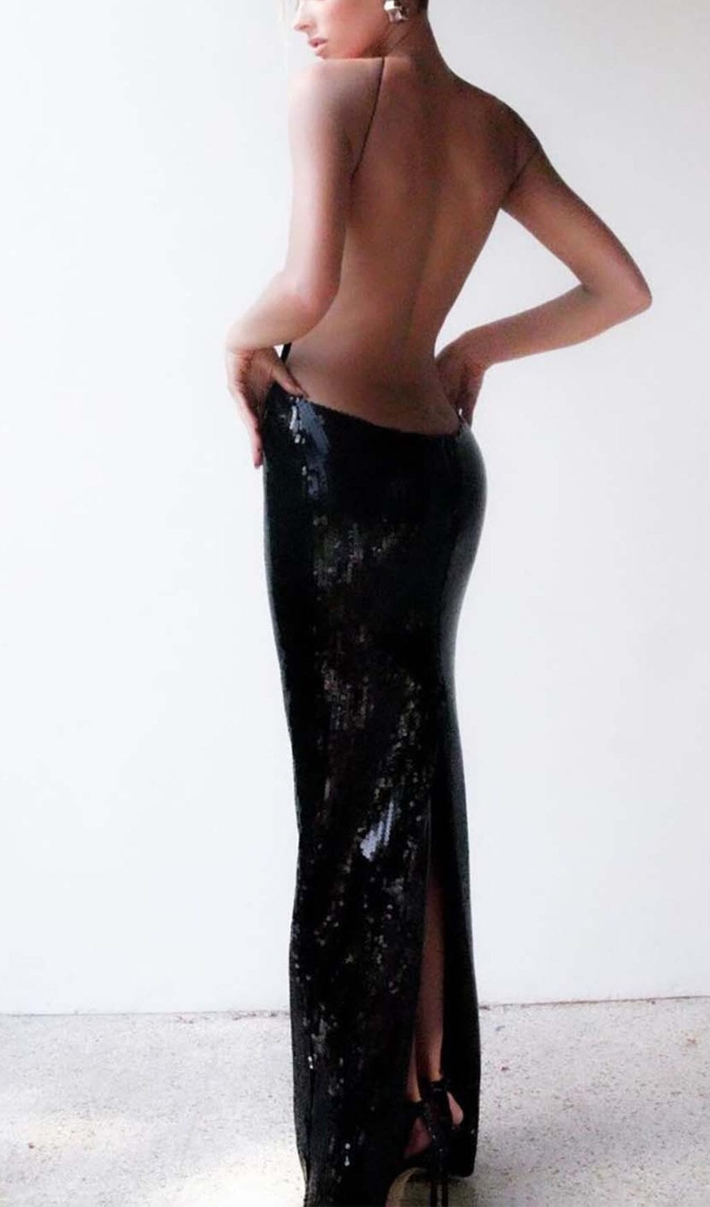 Front Cutout Backless Maxi Dress In Black