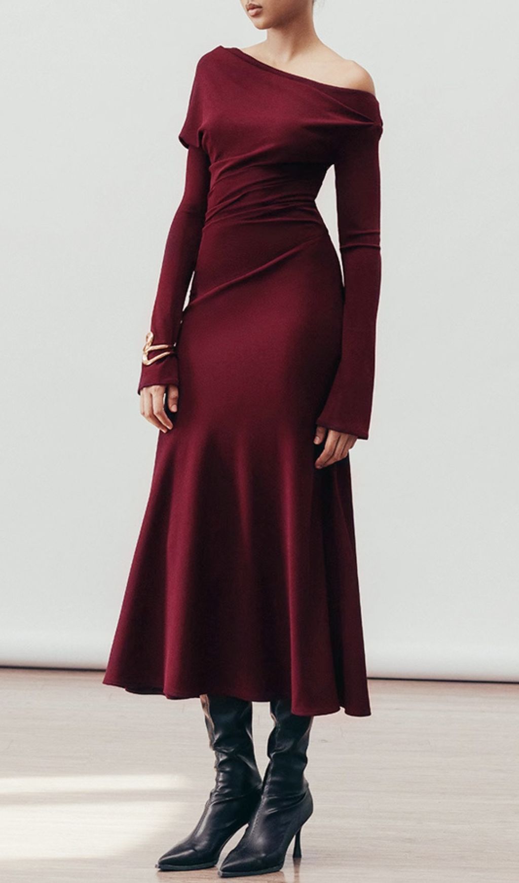 Gail Wine Long Sleeve Midi Dress