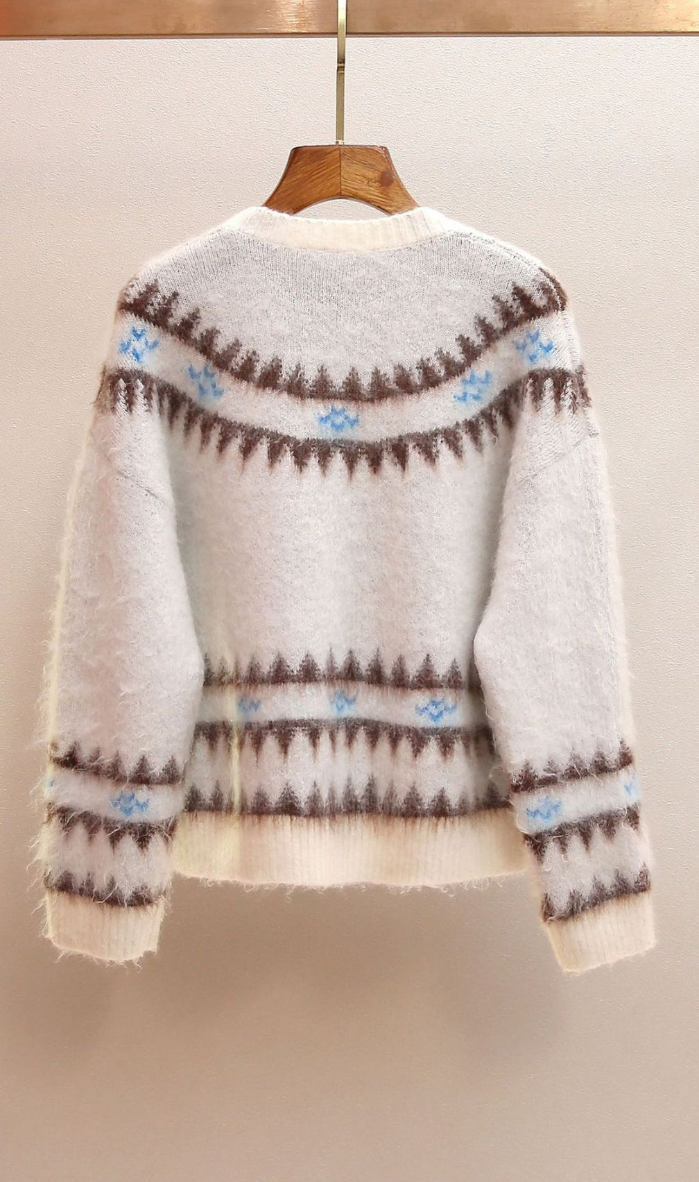Janneke Plush Reindeer Fair Isle Cardigan - Cozy Winter Knit for Women