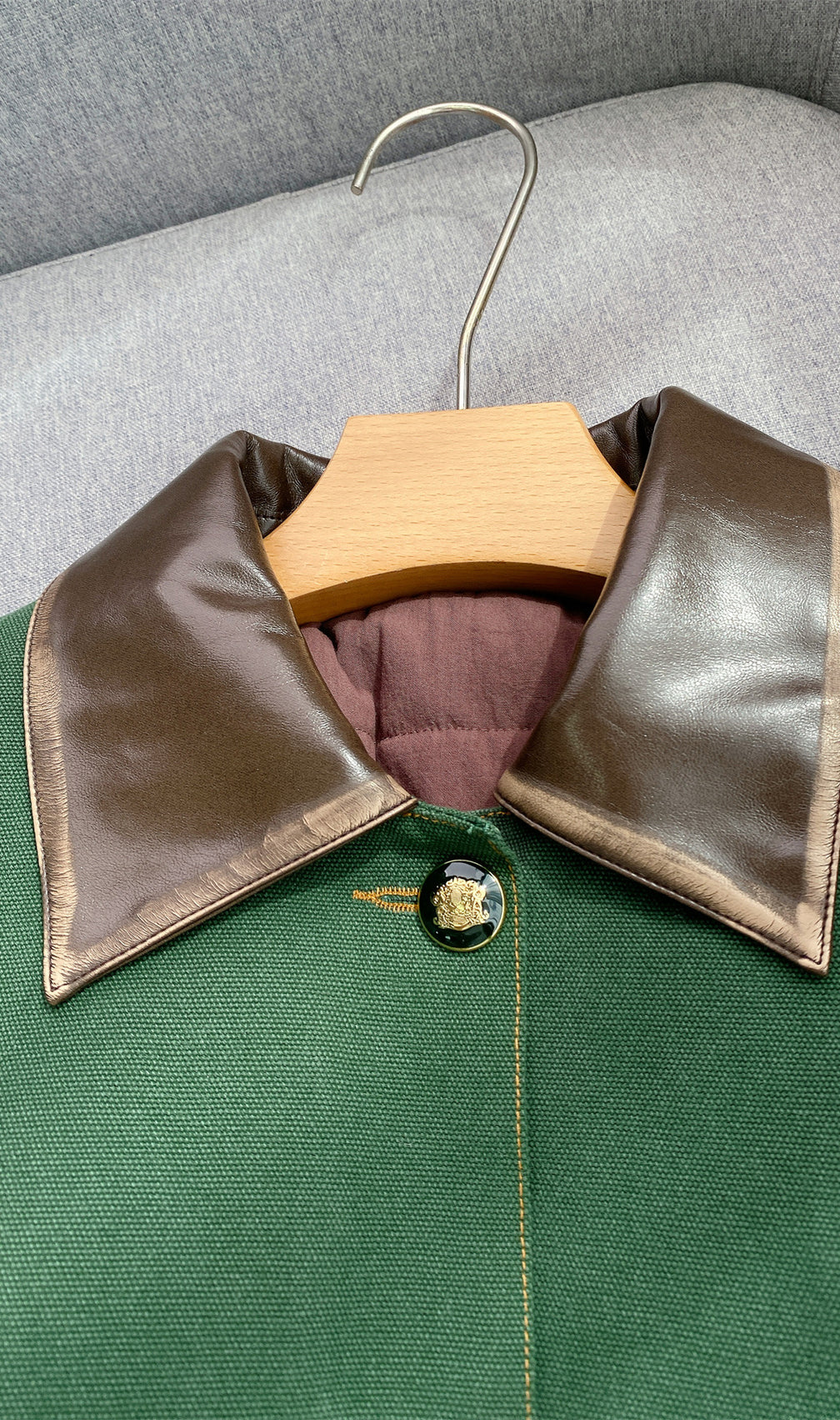Women's Chic Green Workwear Jacket with Contrast Leather Collar