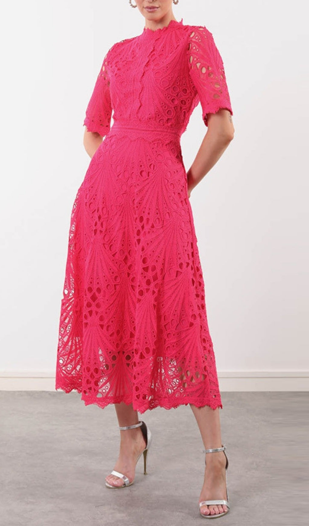 Emirhan Embroidery Midi Dress