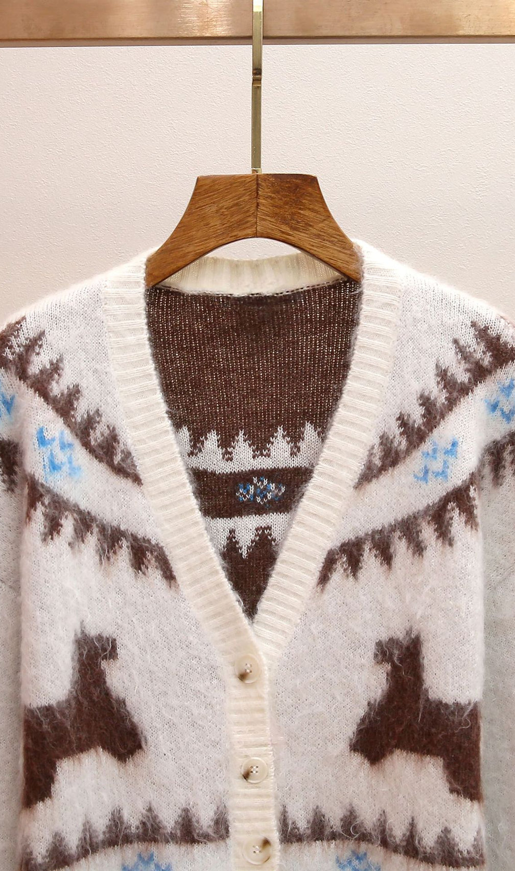 Janneke Plush Reindeer Fair Isle Cardigan - Cozy Winter Knit for Women
